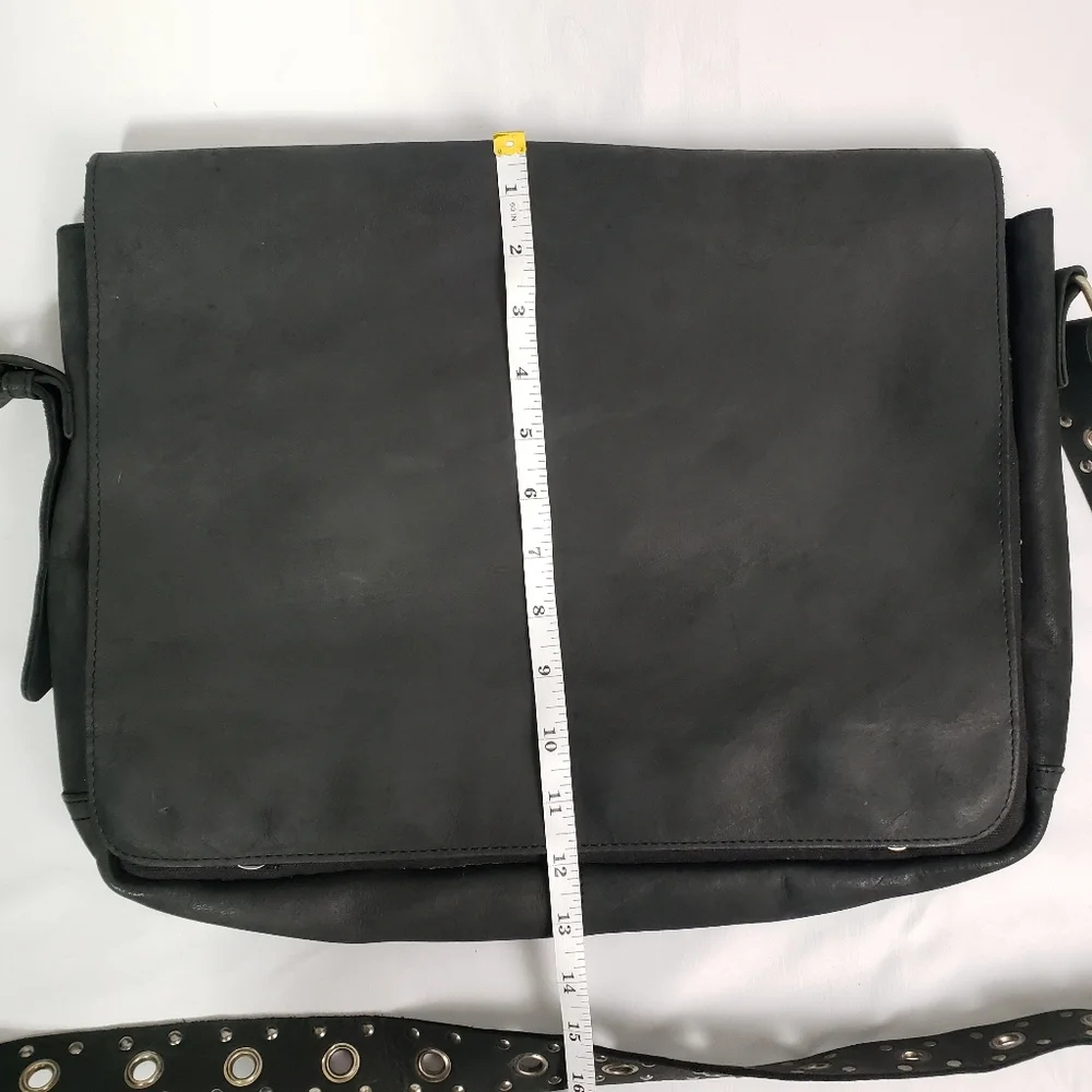 Wilsons M.Julian Leather Nubuck Messenger Crossbody Bag